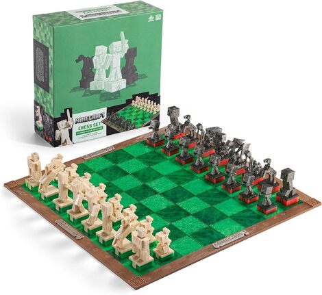 Minecraft Chess Set Overworld Heroes vs. Hostile Mobs - NN3726